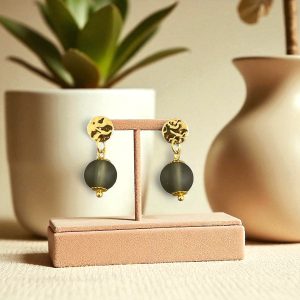 mini-clous-doreilles-perle-grise