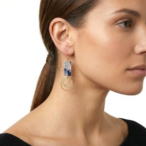 boucles-doreilles-pendantes-bleu-marine