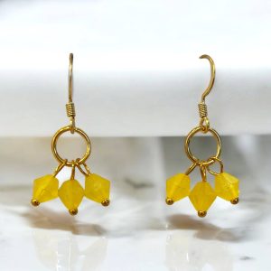 crochets-doreilles-gouttes-jaunes