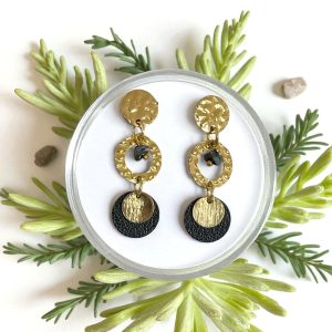 pendantes-alamy-noires