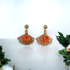 clous-doreilles-ginkgo-orange