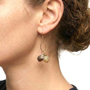 boucles-doreilles-pendantes-agate-beiges