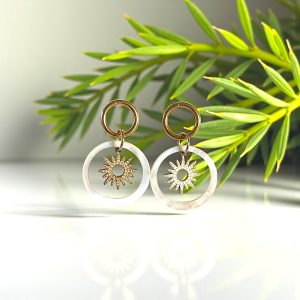 boucles-doreilles-soleil-nacre