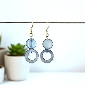 pendantes-coquillage-gris