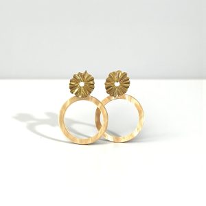 boucles-doreilles-beiges-ola